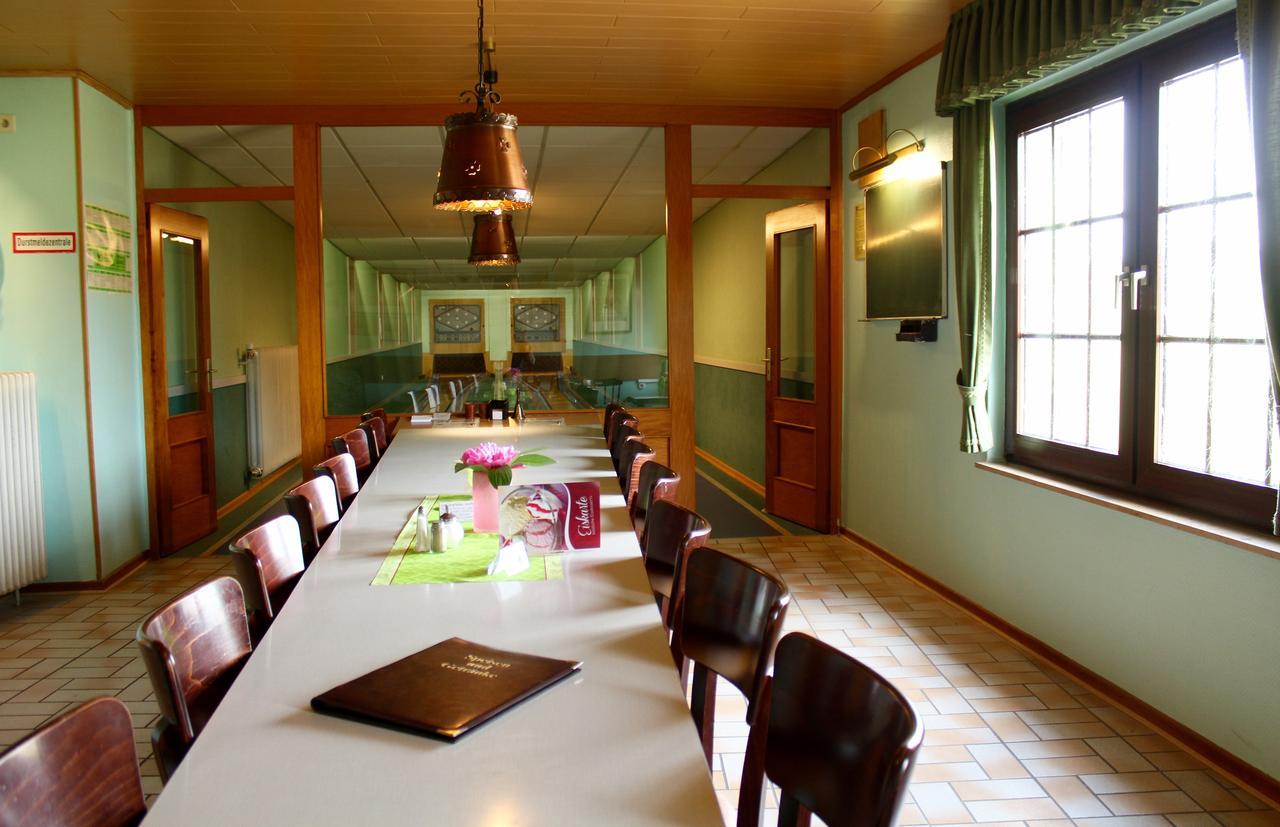 Landgasthaus Veltheimer Hof Porta Westfalica Buitenkant foto